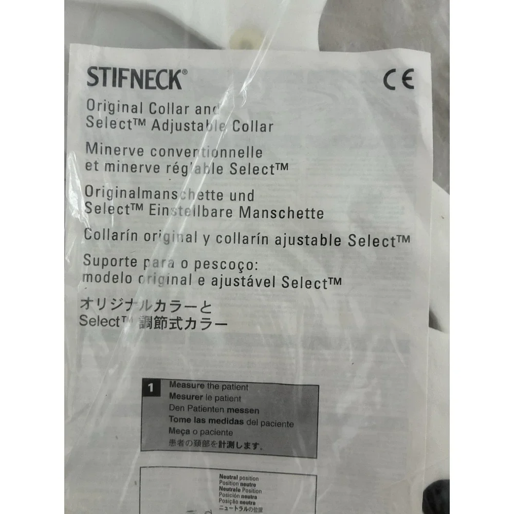 Laerdal 980500‎ Stifneck Regular Extrication Collar Adult NEW